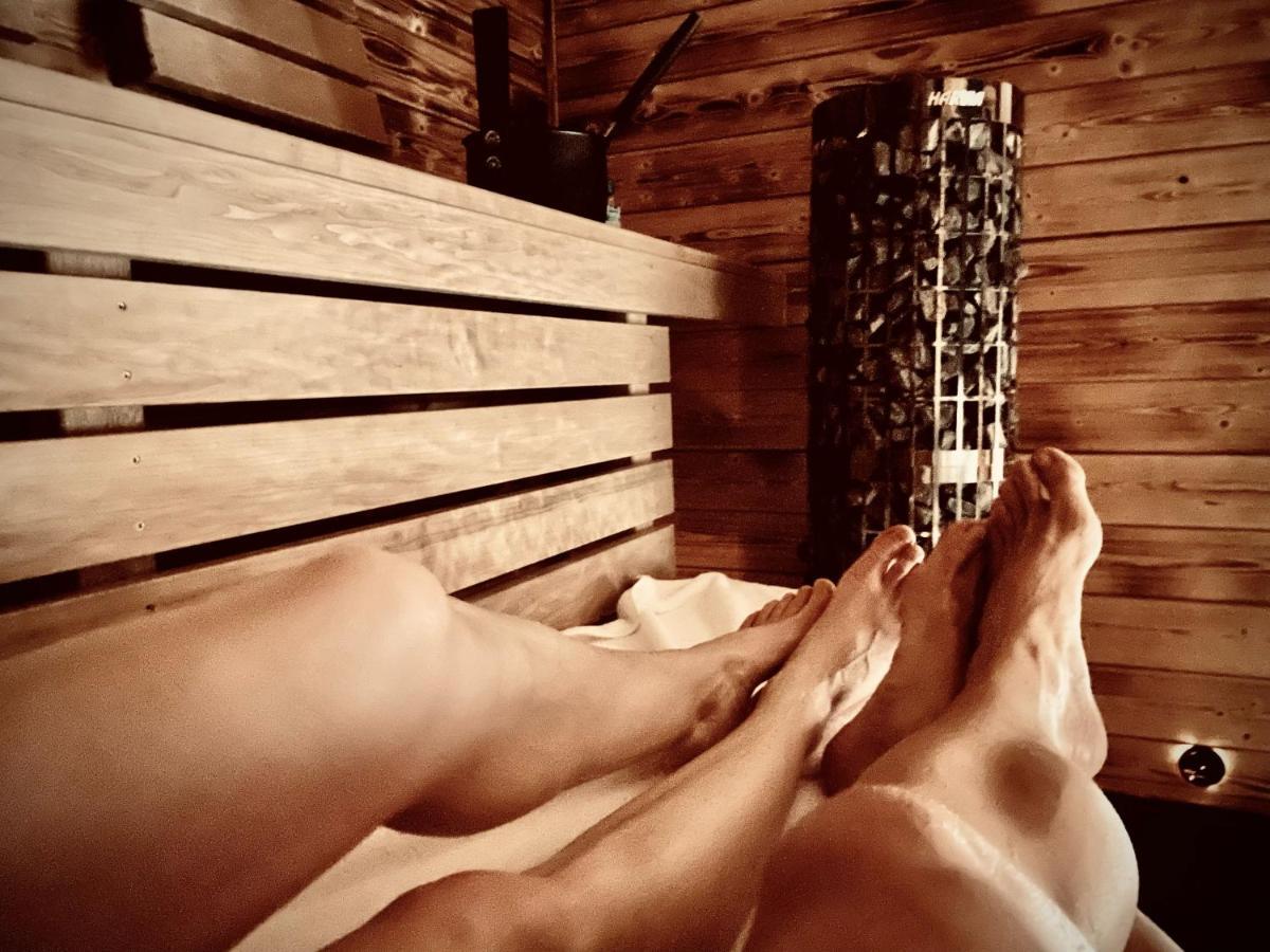 Luxapart Eifel Mit Privater Sauna Harscheid Exterior foto